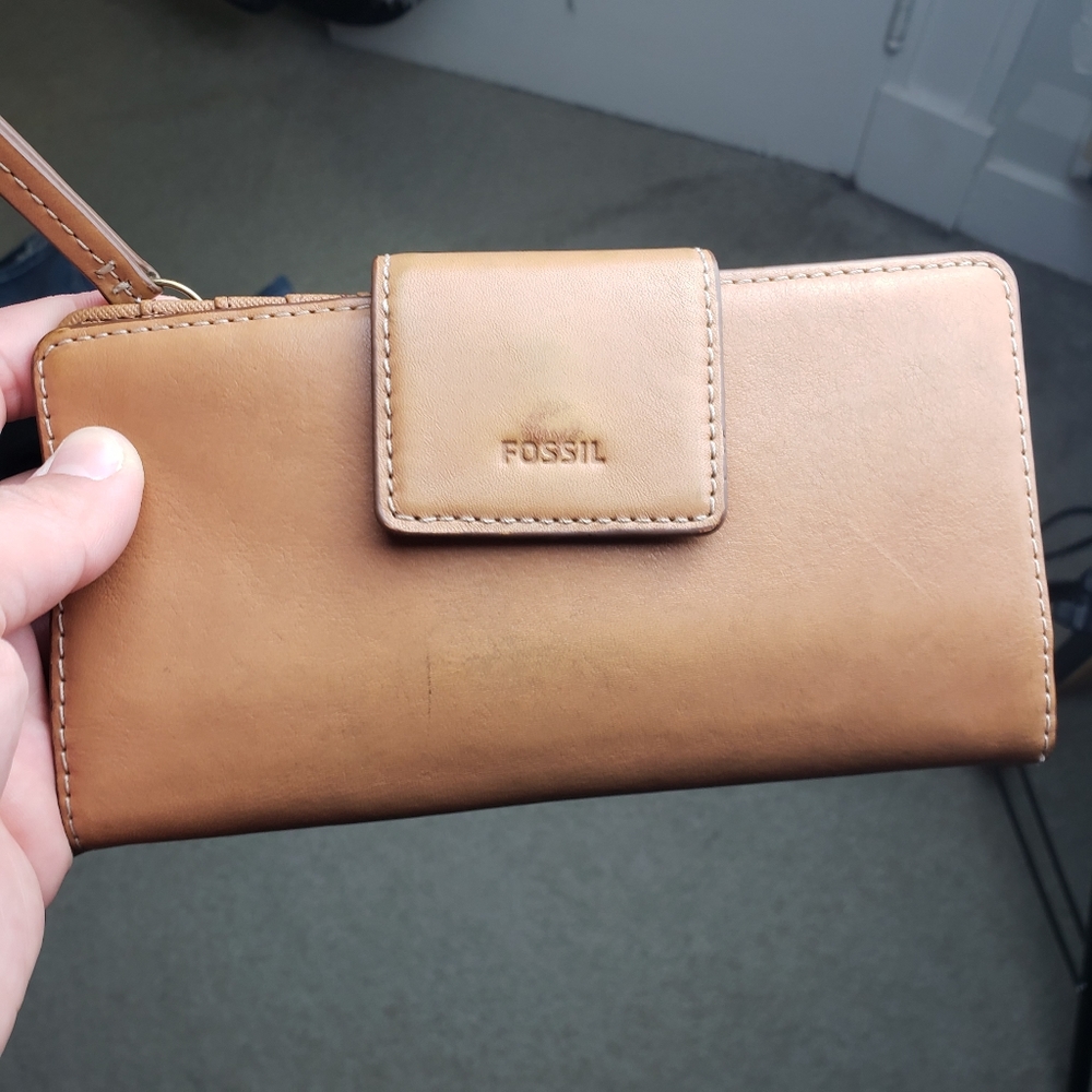 Fossil Emma Tab Tan Snap Clutch Wallet - image 2